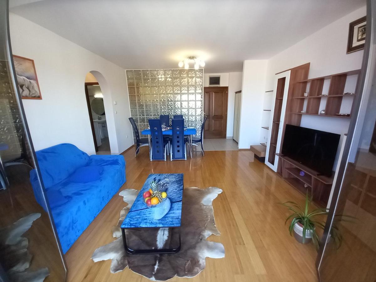 Iva Apartman Pula Exterior photo