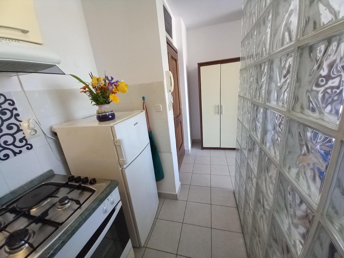 Iva Apartman Pula Exterior photo