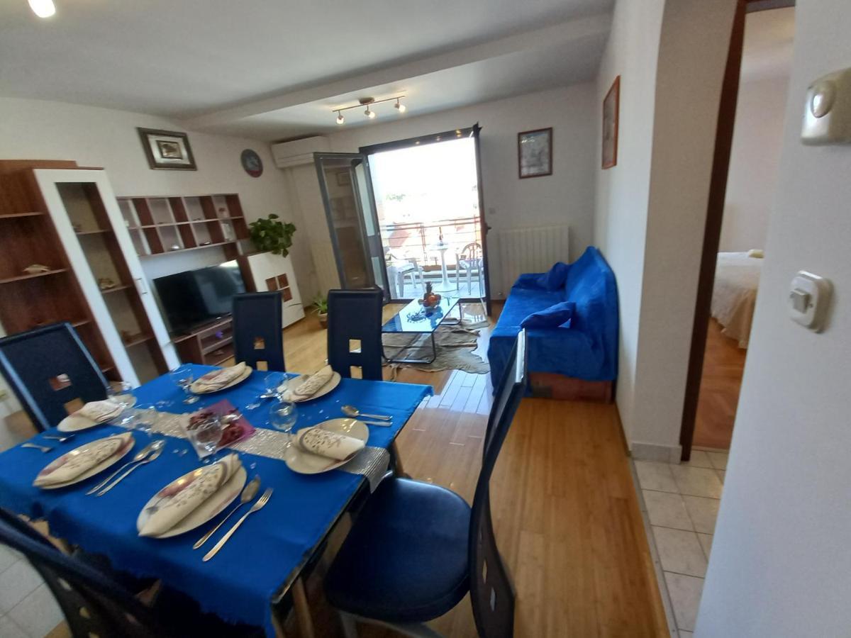 Iva Apartman Pula Exterior photo